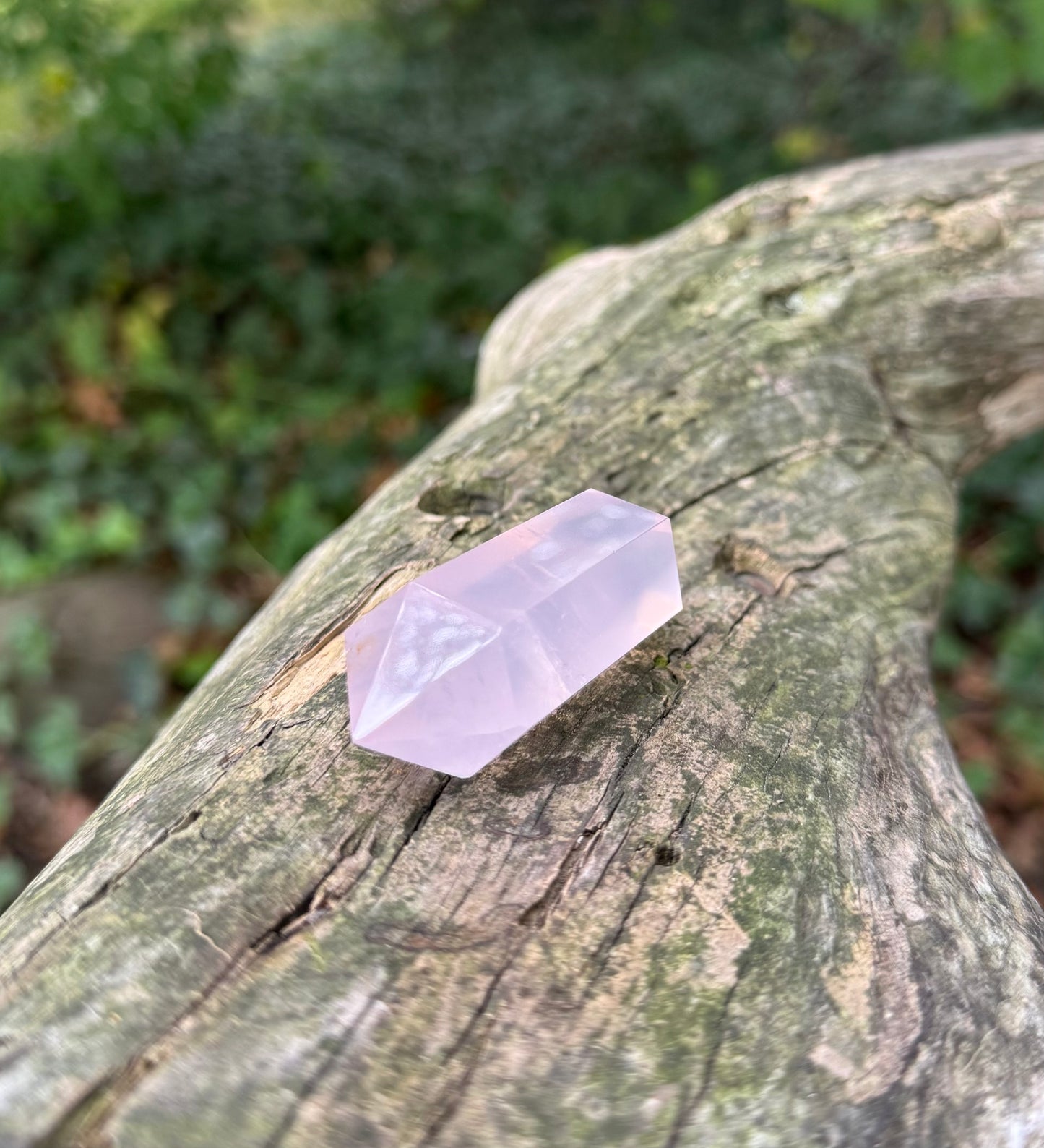 Rose Quartz Point · Heart Clarity & Alignment